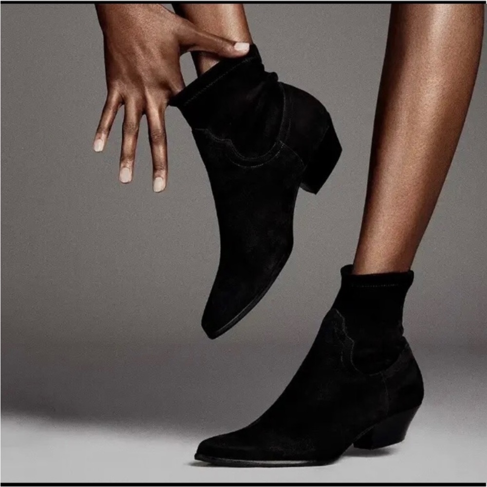 Tamara Mellon go west boots size 37 only wore 2 twice relative new